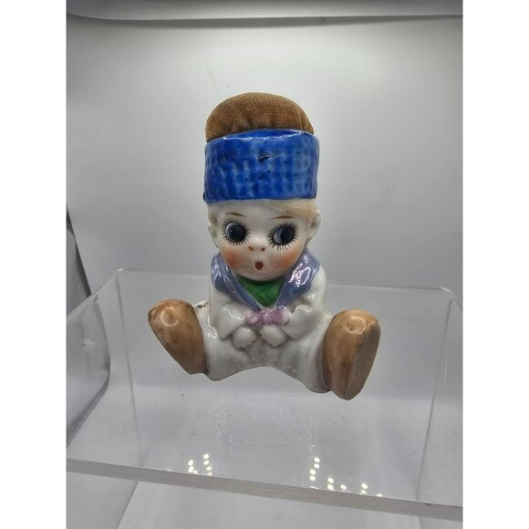 Vintage Porcelain Ceramic Big Eyed Boy Looking Surprised Pin Cushion Needle Hold - Picture 3 of 9